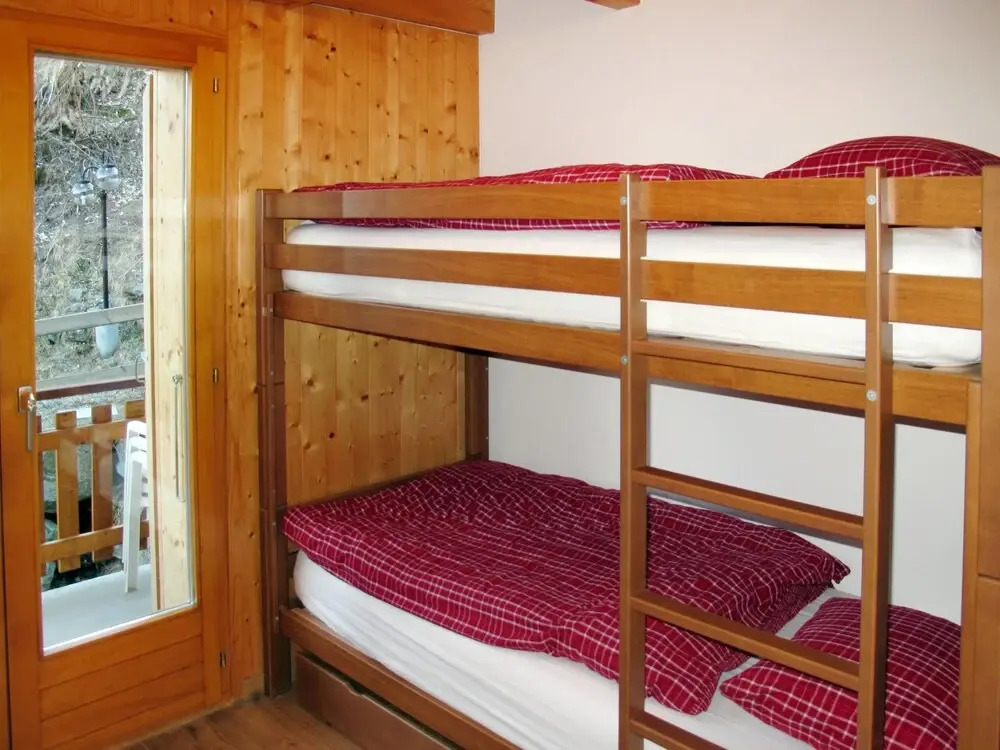 Hiboux Vex in Vex With 5 Bedrooms and 3 Bathrooms