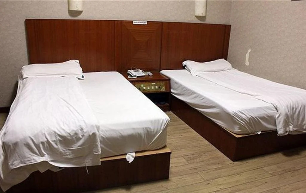 Tongxiang Phoenix Inn