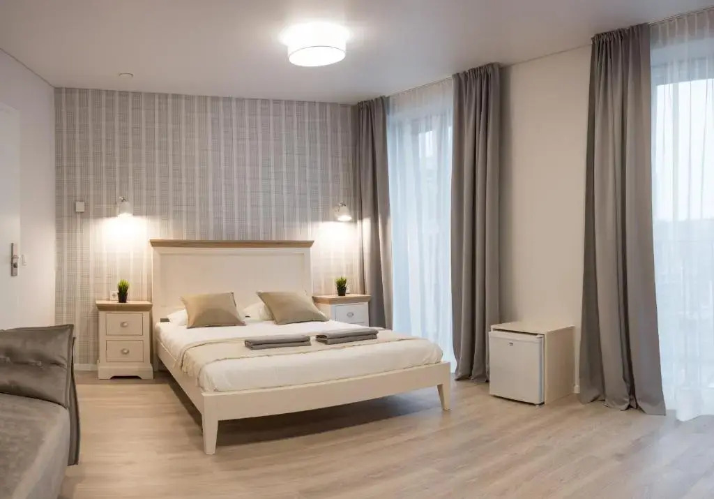 J14A I Rooms & Apartments AUTOMATED SELF CHECK-IN