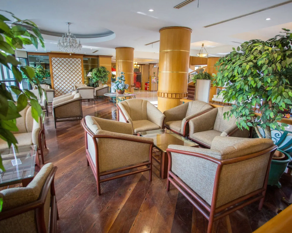 Seeharaj Hotel