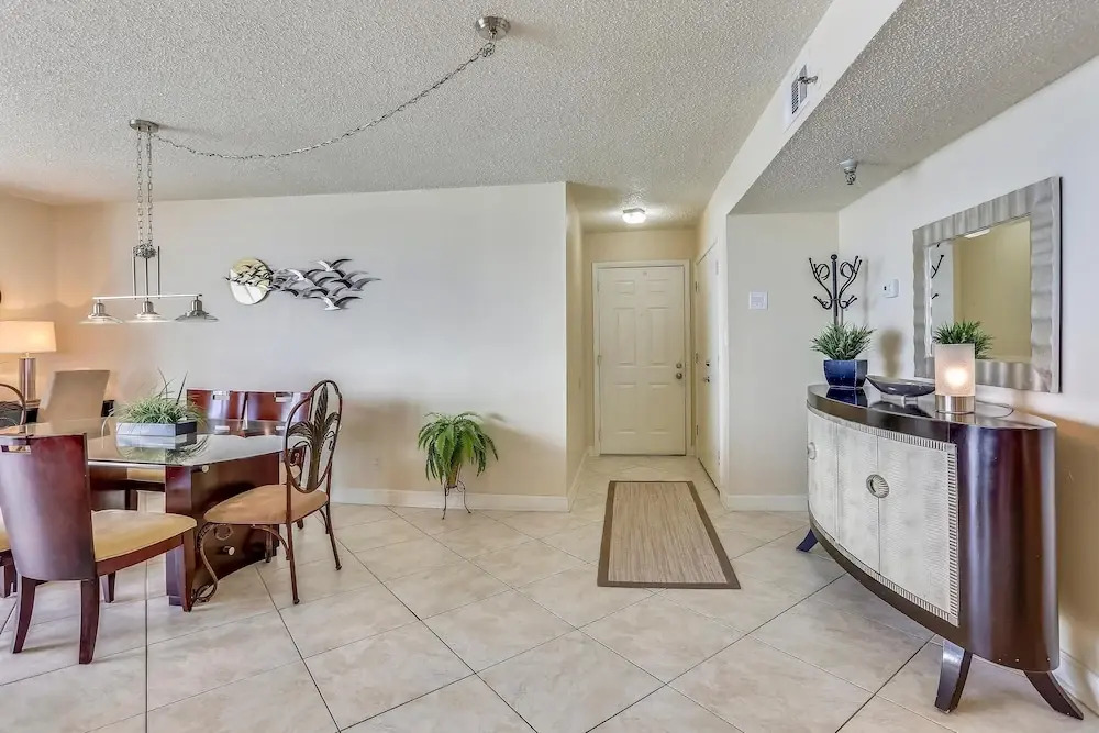 Trillium 1A South Corner/amazing Remodel/stunning View!