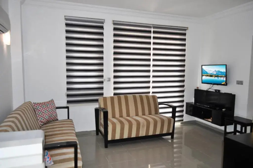 Hillcrest Apartment