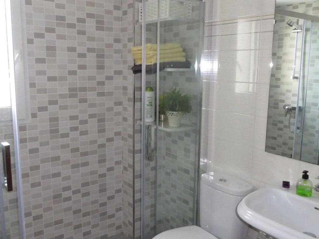 Premium 3 bedroom, 2 bathroom seafront apartment in the heart of Altea town