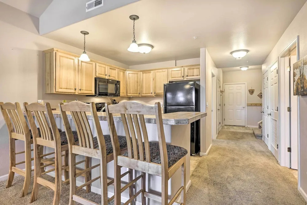 Spacious Fraser Condo ~ 6 Mi to Winter Park!