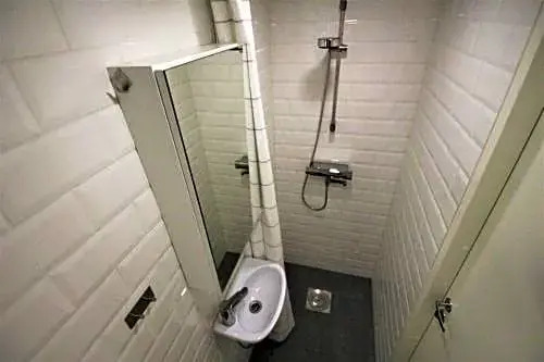 TAMULA Cube House