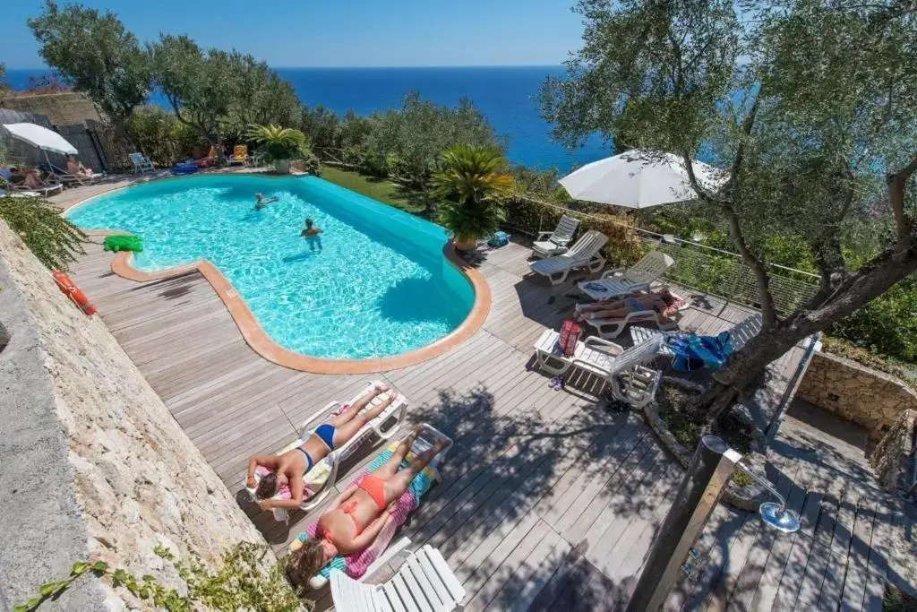Ferienwohnung für 4 Personen 2 Kinder ca 50 m in Finale Ligure, Italienische Riviera Palmenriviera