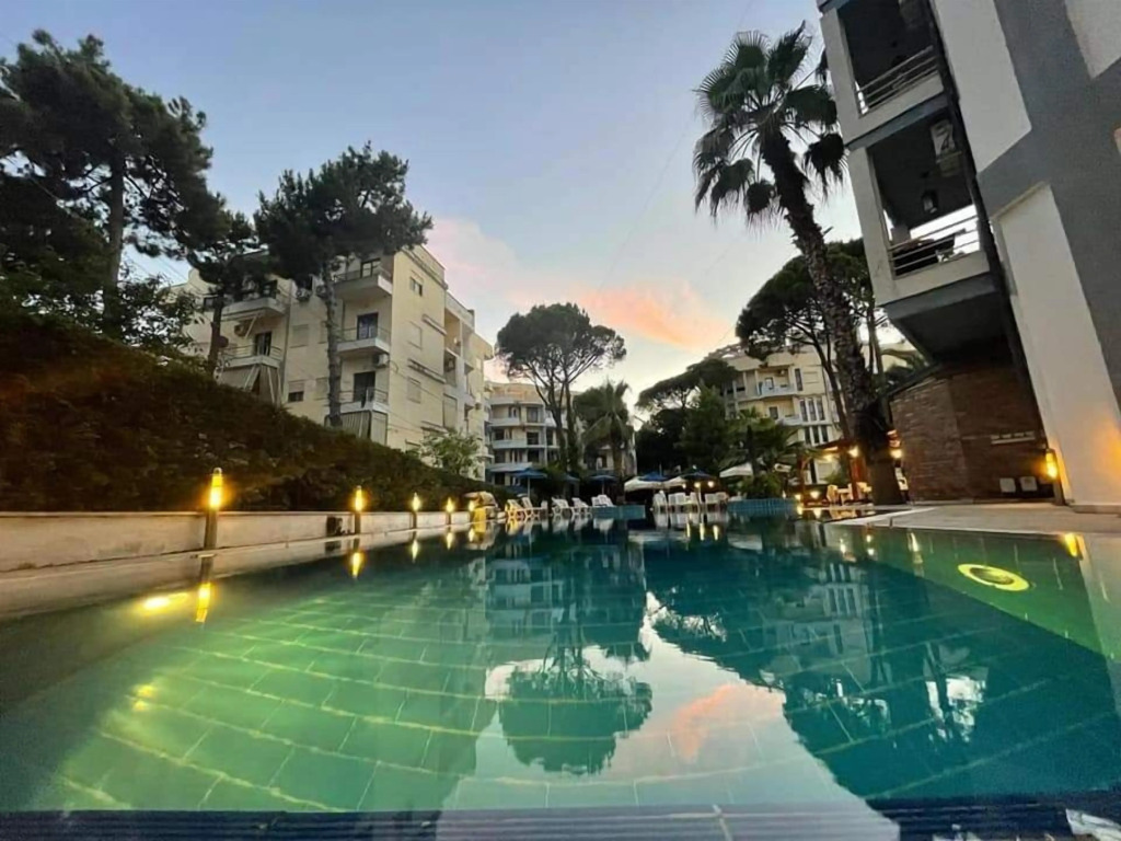 Hotel California Resort