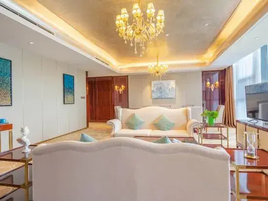 Yibang Peninsula Hotel