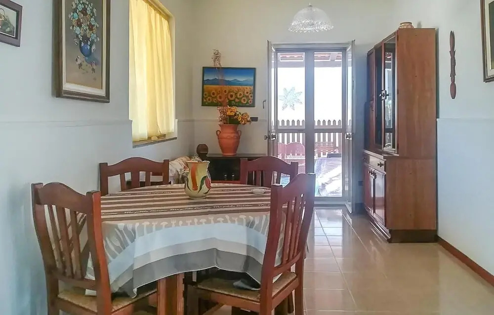 Beautiful Home in Pachino With Wifi and 2 Bedrooms