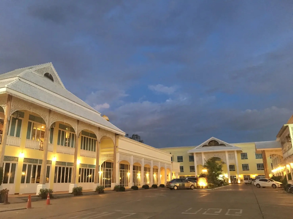 Amonruk Hotel
