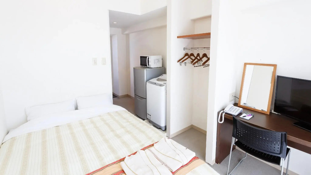 Hotel Peace Island Ishigaki in Yashima