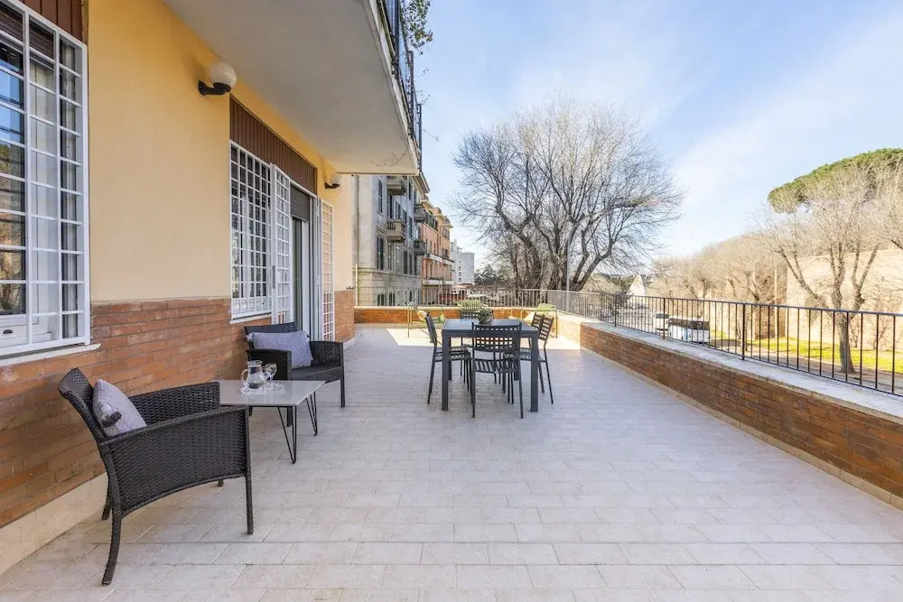 Rome Accommodation - San Saba