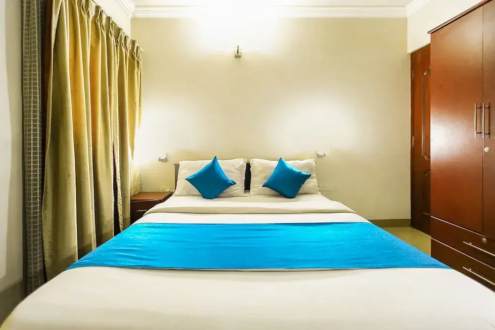 FabHotel Aston Service Apartments