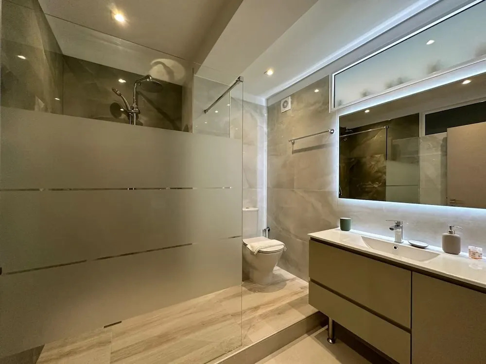 Elpida Luxury Apartments Suites