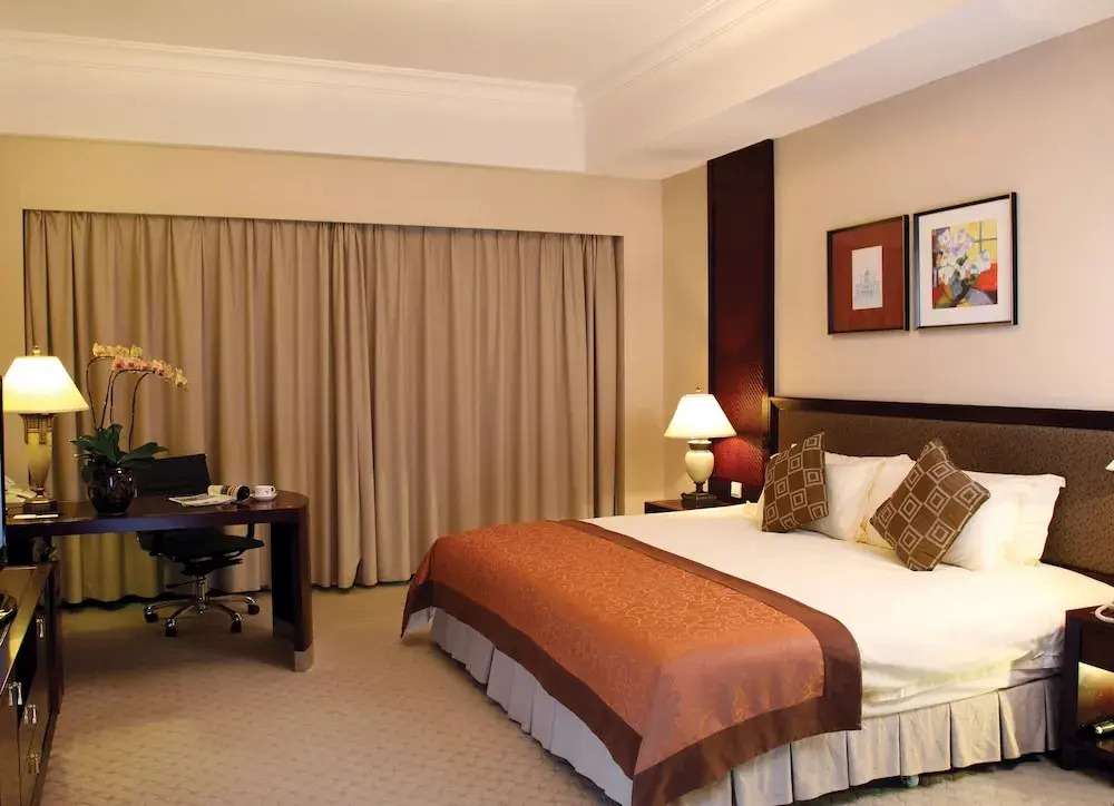 Grand View Hotel