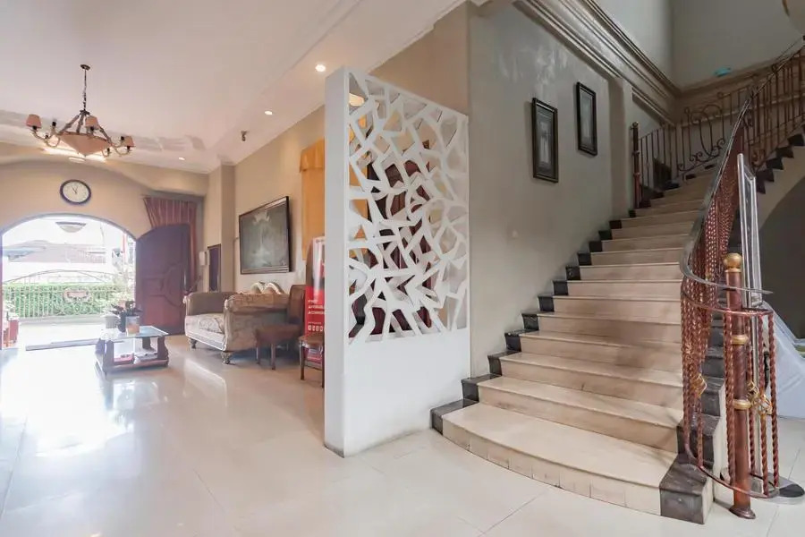 RedDoorz Plus @ NAZ Hotel Bogor