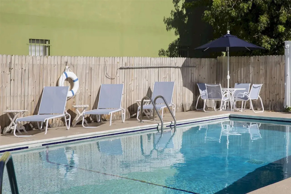Southwinds Motel