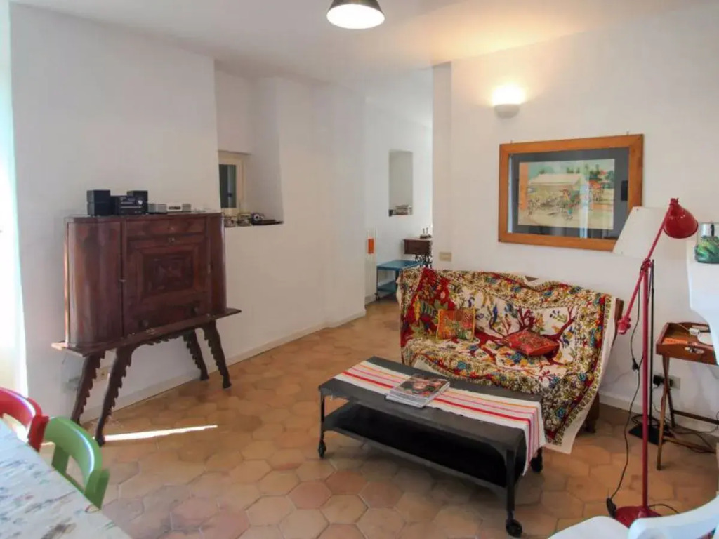 House Amalia Chiavari