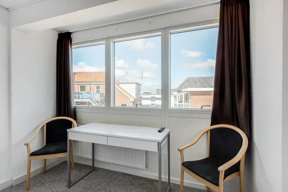 Eight-Bedroom Holiday home in Hvide Sande