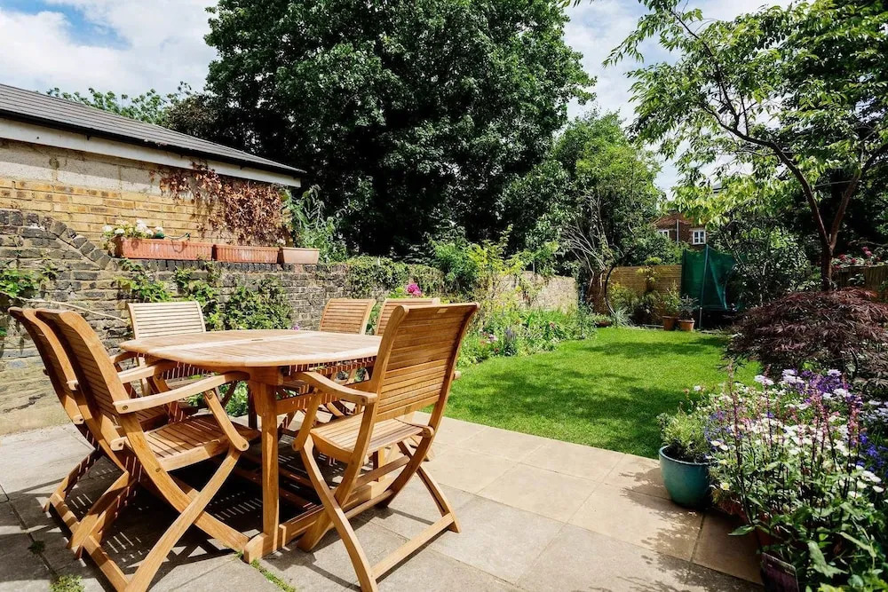 The Archway Garden Flat