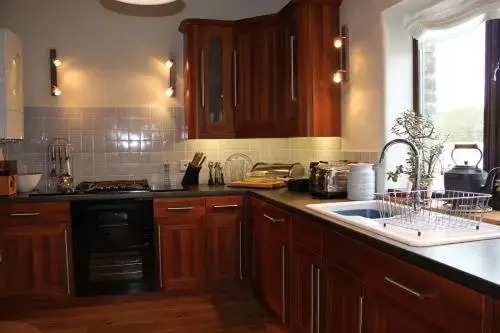Alston Art Apartments