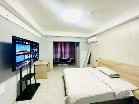 Qianxi E-sports Homestay (Xinyang Railway Station)
