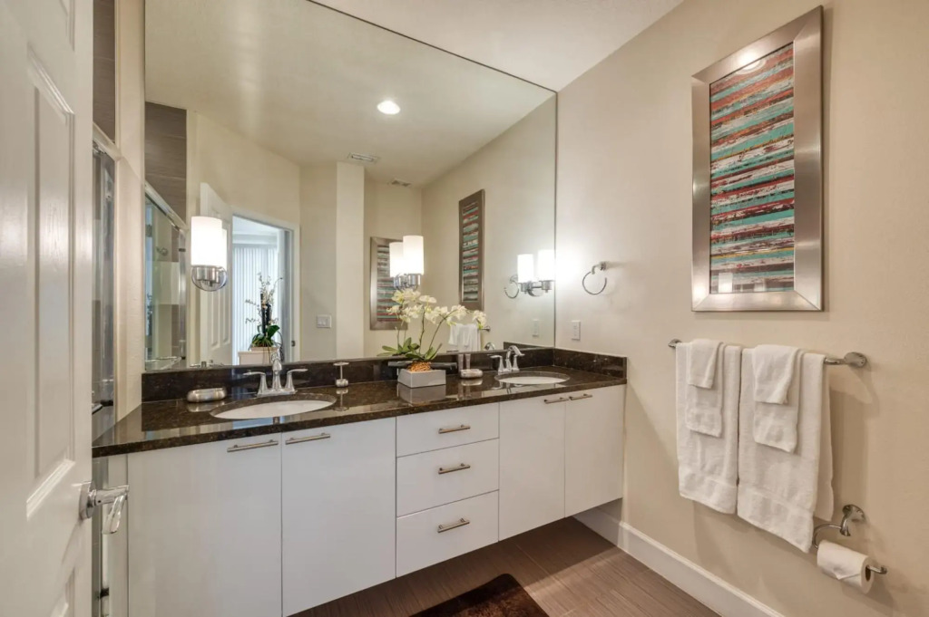 Nice and pleasant townhome villa with private pool near Disney