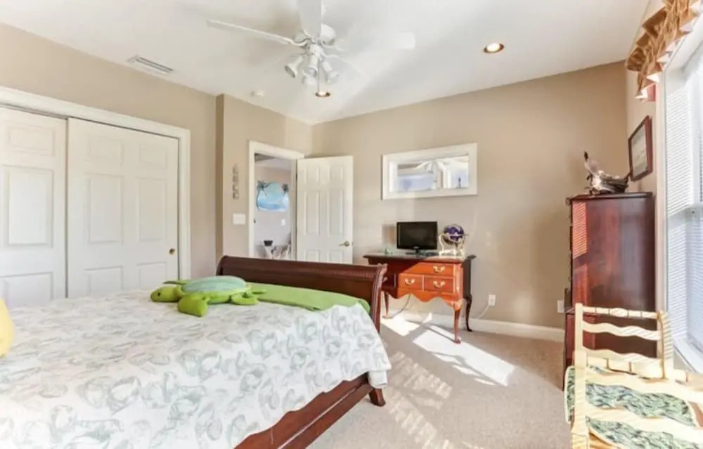 1060-s-fletcher-ave