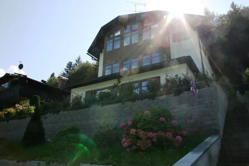 Haus Bergfrieden