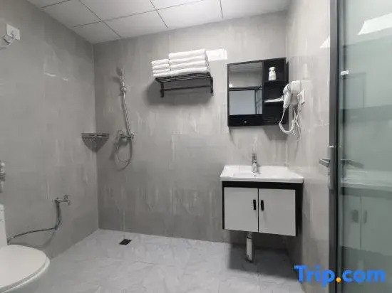Korla Longzeyuan Hotel