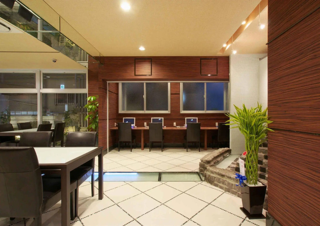 Hotel Chuo Oasis