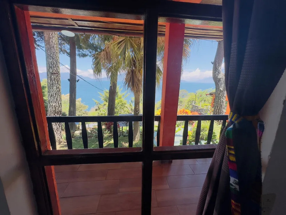 Hanna Suites
