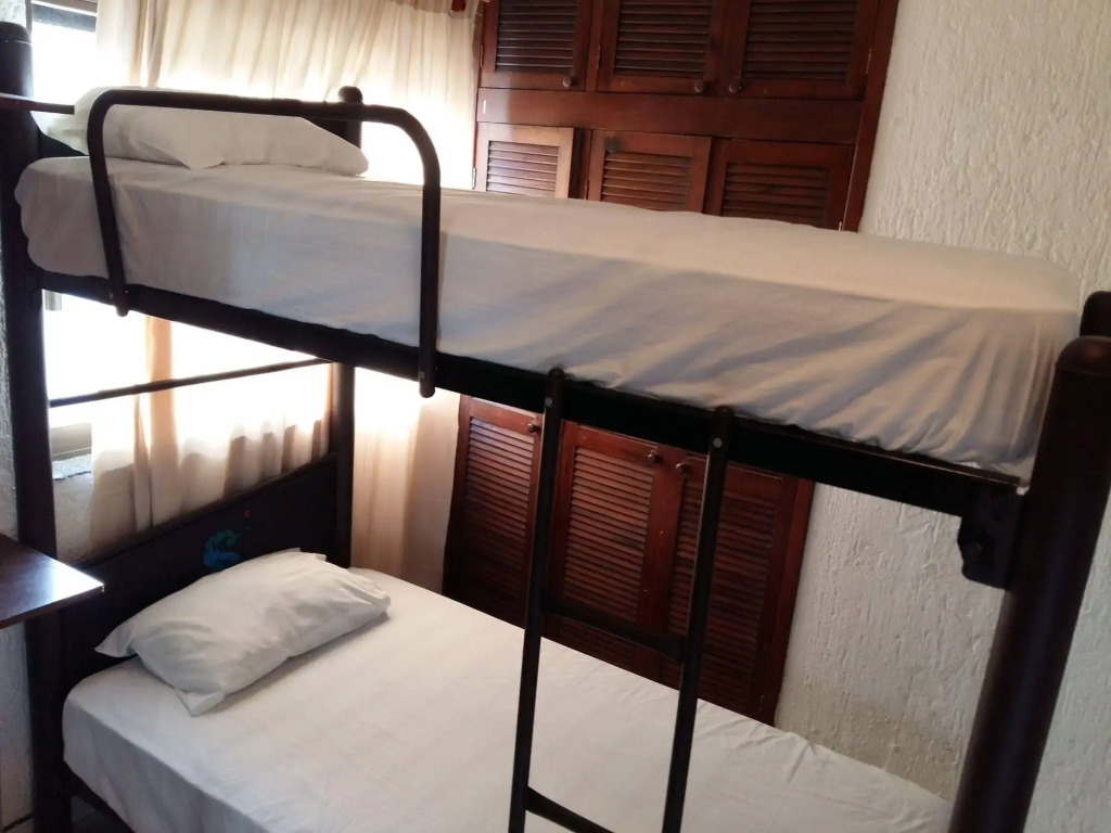 Kukulcan Hostel & Friends