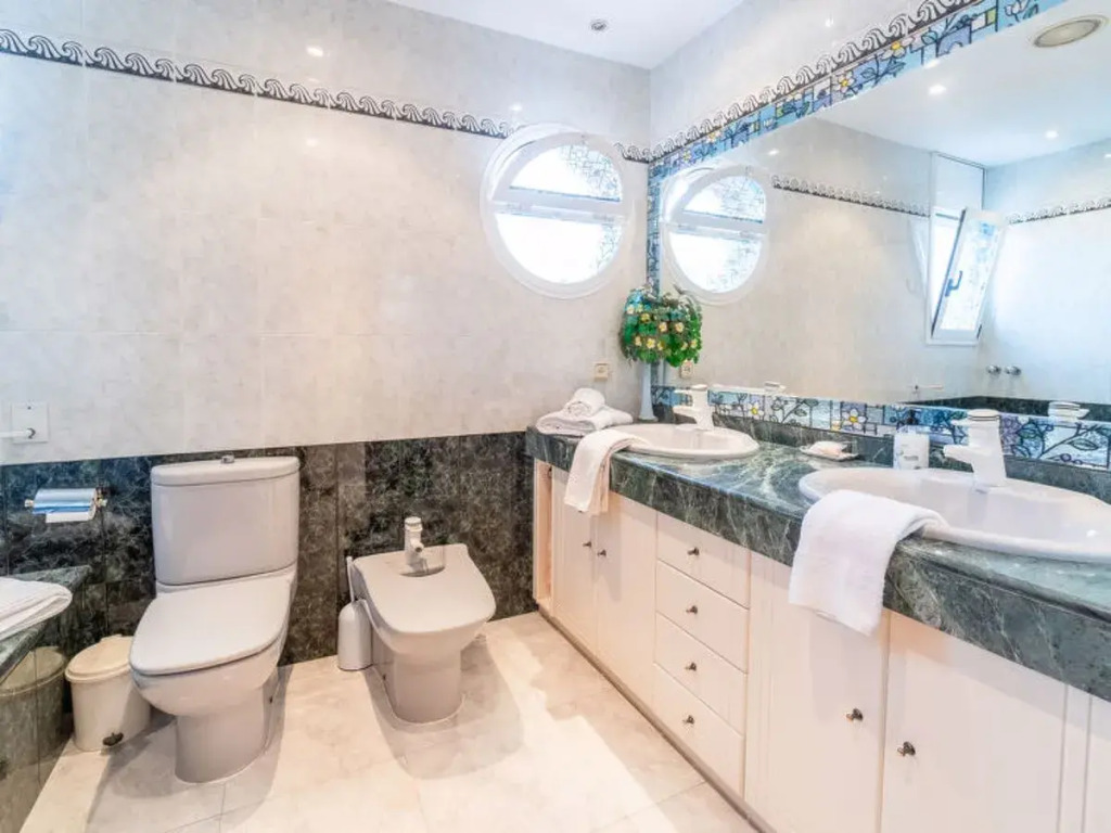 Holiday Home Aurea by Interhome