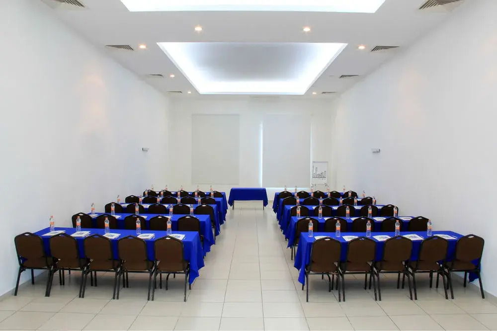 Holiday Inn Express Paraiso Dos Bocas