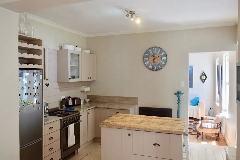 2 Bedroom Home With Private Garden