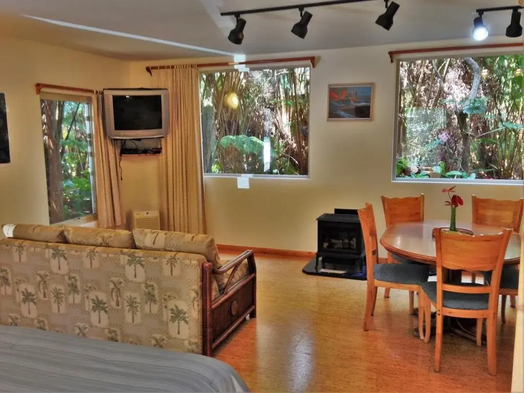 Volcano Inn Bed n Breakfast