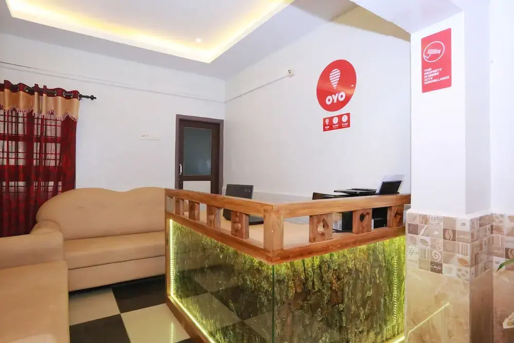 OYO 10783 Hotel River Moon