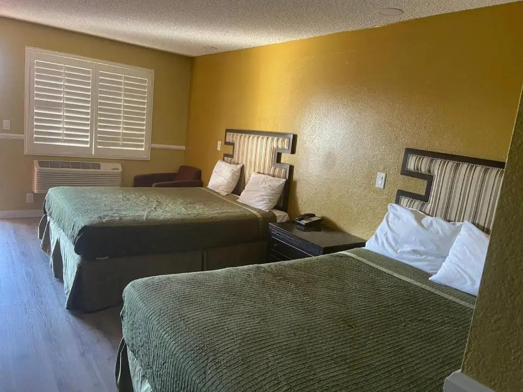 SimpleStay Suites - Downtown San Bernardino