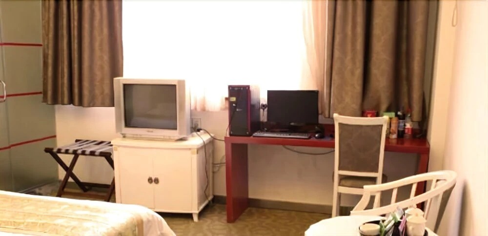 Jiujiang Bonnie Express Business Hotel