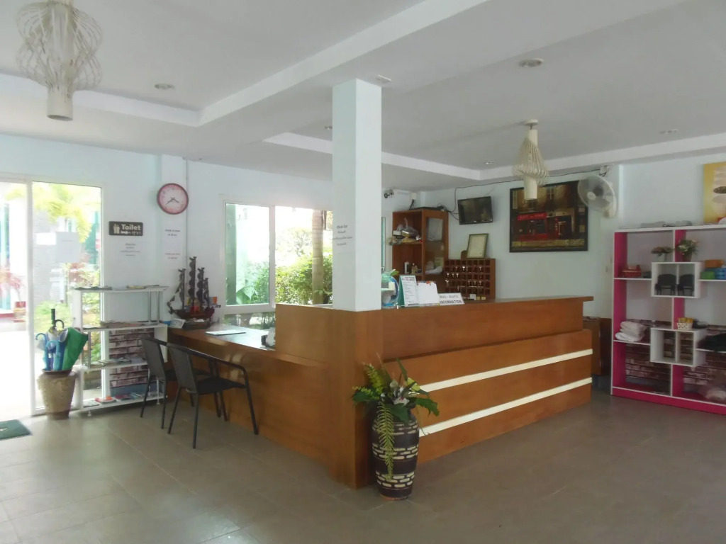 The Orange City Resort