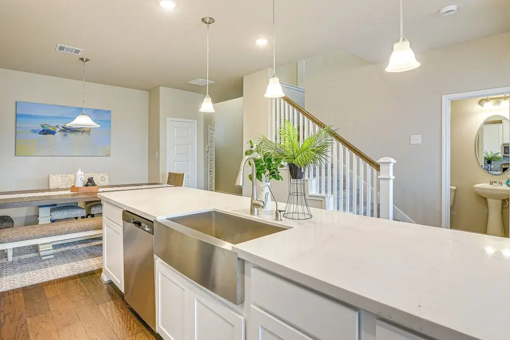 Welcoming Pasadena Home: 22 Mi to Downtown Houston