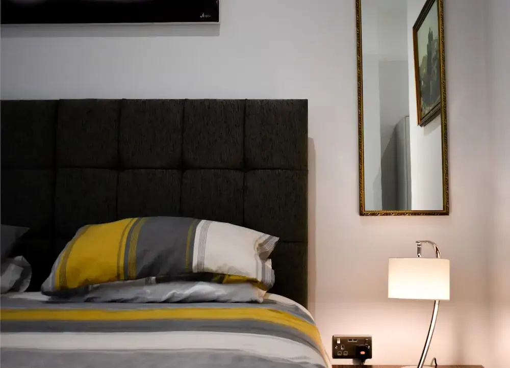 Modern and Stylish 2 Bedroom Flat in Central Hove