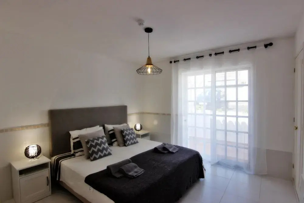 Delightful single-storey villa, private pool, free air conditioning and wifi