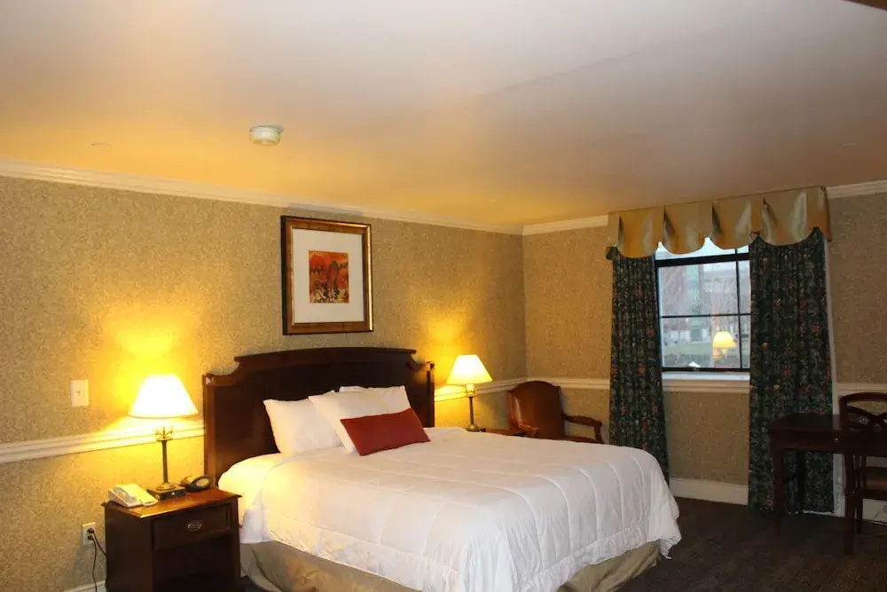 Roberts Riverwalk Hotel Detroit