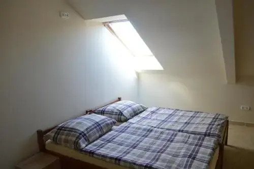Jam Apartman