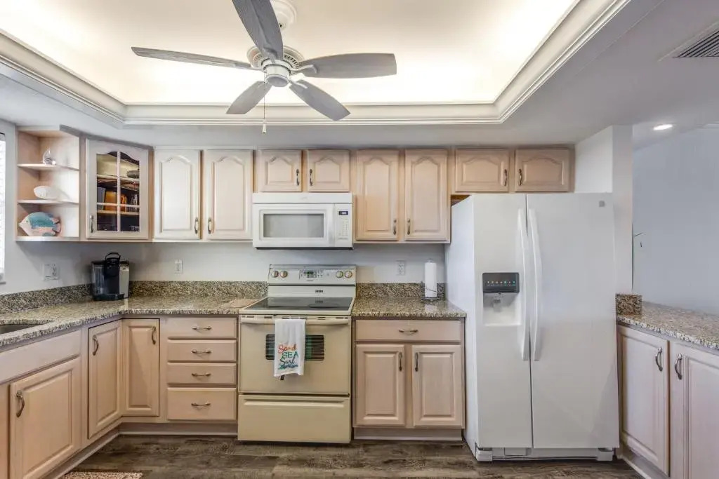 Terra Mar 502, 2 Bedroom, Sleeps 6, Gulf Front, Elevator, Heated Pool