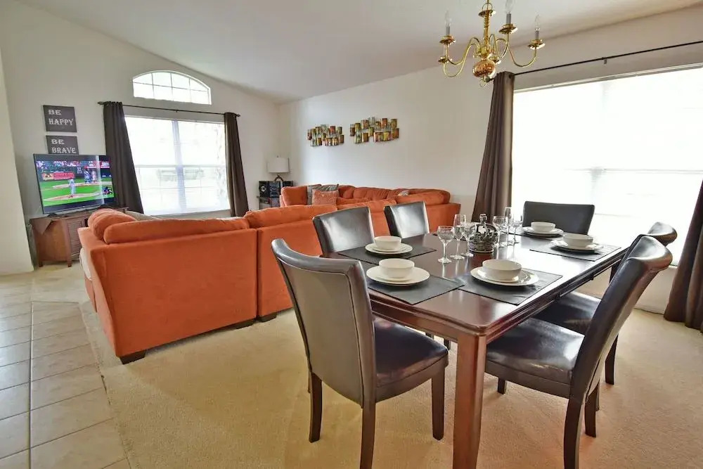 153CORD Orange Sky 4 Br home by RedAwning