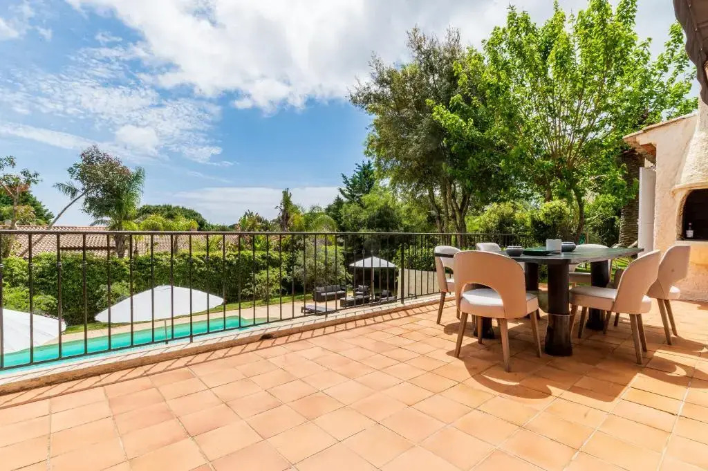 Magnifique Villa, Piscine,5BR à 5 min pied du club 55