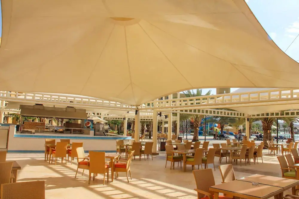 Lagoon Hotel & Resort